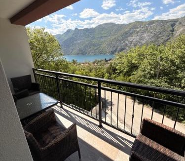 Risan Apartment | Andrija