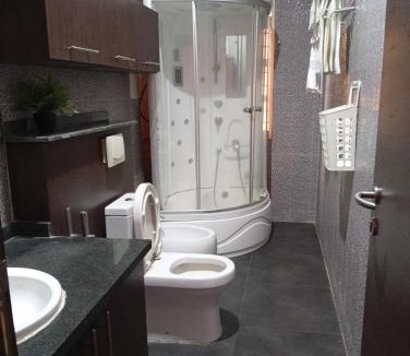 Orozo Bed & Breakfast | Andweruth Residences