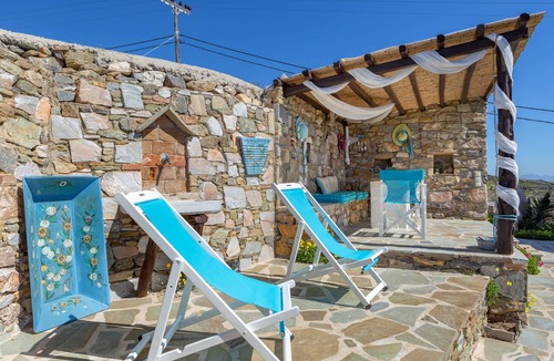 Ano Siros House | Anemomylos-Windmill