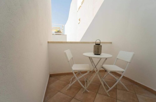 Uggiano la Chiesa House | Anemone Studios - Double room with private bathroom near Otranto