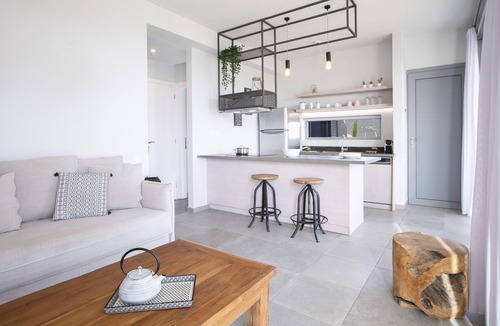 Pondi Villa | Anemos Luxury Villas