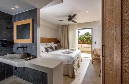 Malia Hotel | AneSea Hotel