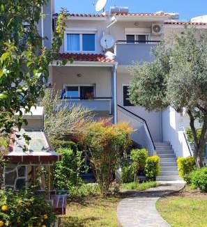 Nea Iraklitsa House | Anesis