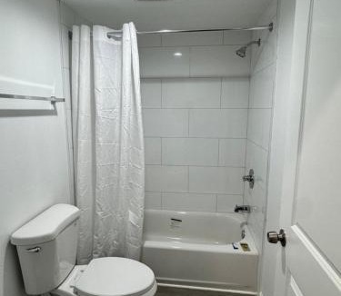 Orange Hotel | Angel's Motel near Anaheim