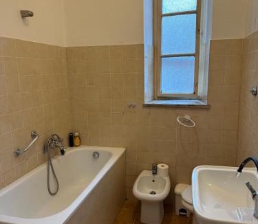 Roiano-Gretta-Barcola-Cologna-Scorcola Apartment | Angelandrea