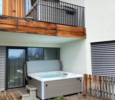 Laion Apartment | Anger living