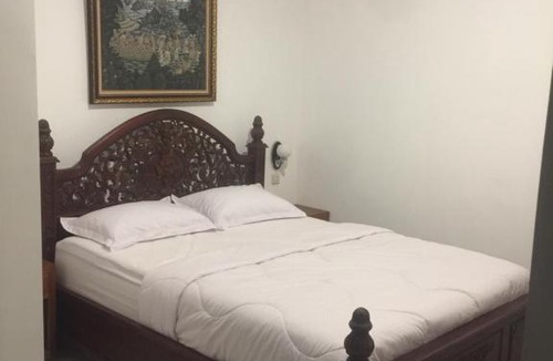 Peliatan Hostel | Anggrek Mas Bed & Breakfast
