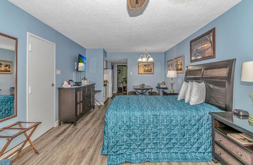 Myrtle Beach House | Angled Oceanview Suite - Caravelle Tower 329 - Sleeps 5 Guests