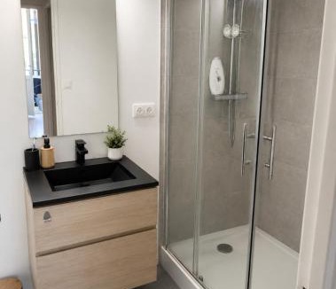 Anglet House | ANGLET, Chambre privée dans appartement centrale