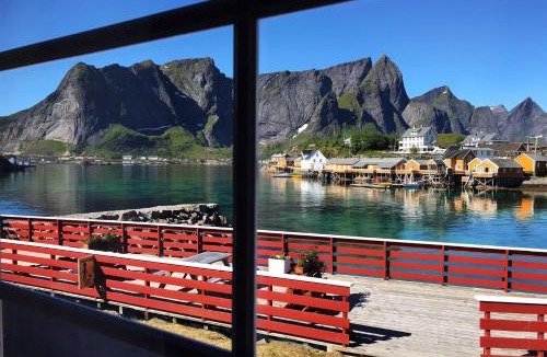 Hamnøya House | Anitas Waterfront Cabins