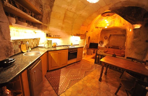 Ortahisar House | Anitya Cave House