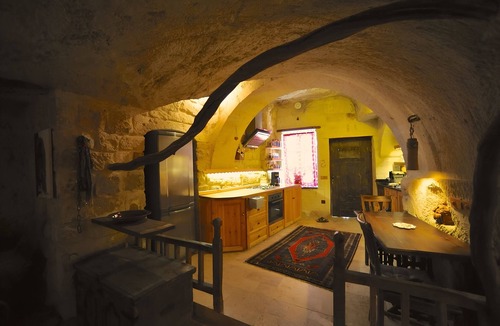Ortahisar House | Anitya Cave House