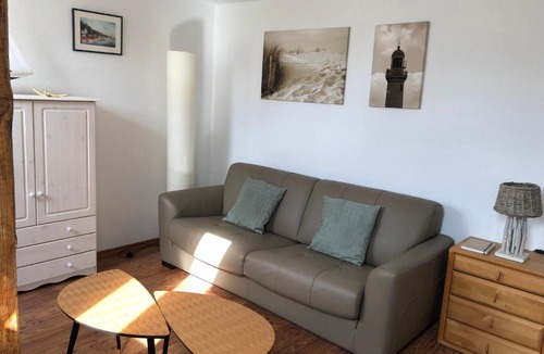 Seepromenade Apartment | Ankerplatz Warnemünde - Direkte Strandnähe mit Leuchtturmblick