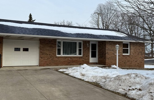 Mansfield Apartment | Ann's Adobe - 2 Bdrm Apartment in Mansfield, OH - close to Lexington & Ontario