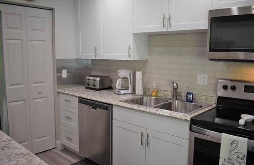 Whitney Beach Condo | Anna Maria and Beaches minutes away~Pool, boat dock