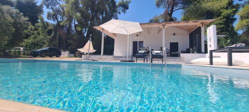 Kriopigi Villa | Anna Maria Mini Villa