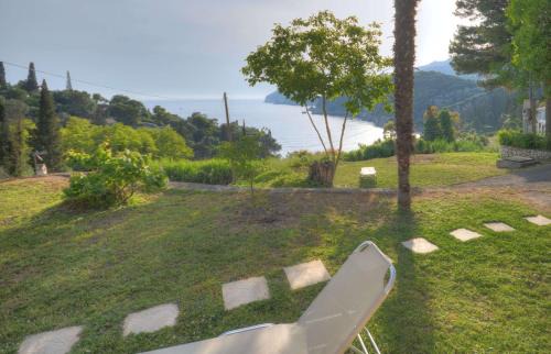 Liapades Apartment | Anna Pension