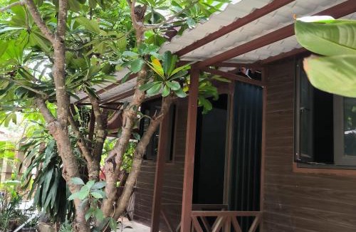 Vientiane Hotel | Anna Riverside Bungalow Vientiane