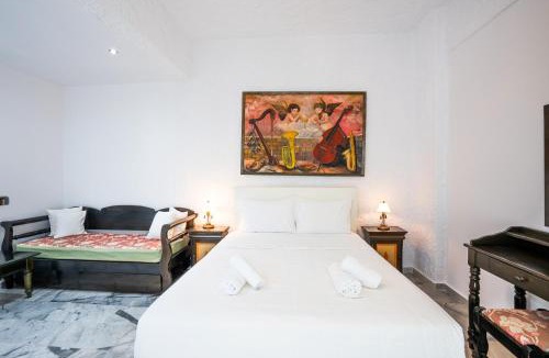 Ag. Georgios Hotel | Anna's Place