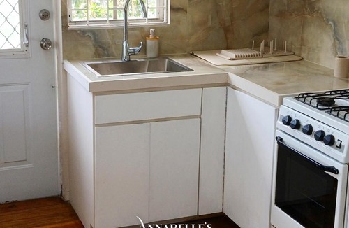 Old Trees Bay Apartment | Annabelle's