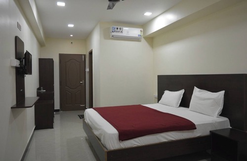 Mayiladuthurai Hotel | Annai Residency