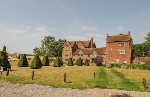 Great Witley Cottage | Annamay