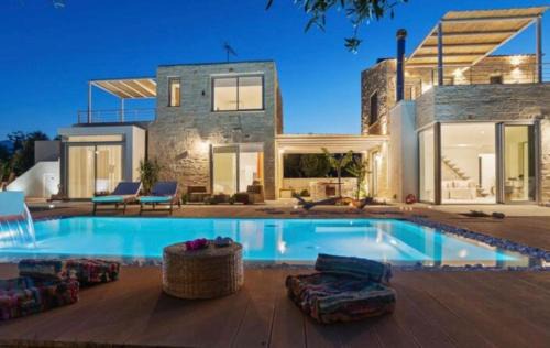 Almyrida Apartment | Annassa Experience Suites 2' walk from Almyrida Beach