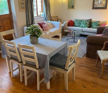 Greywell House | Annex at Southfields in idyllic Hampshire village