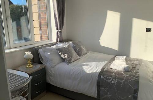 Beddington South Apartment | Annex B, a Studio flat in London