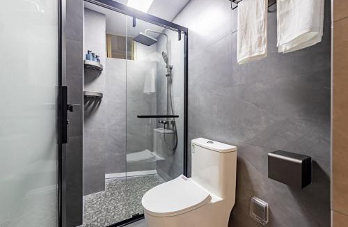 Kunming City Centre Apartment | Annie Apartment 3204 River View -only 120 meters from Metro Line 2 Exit of Chuanxinggulou