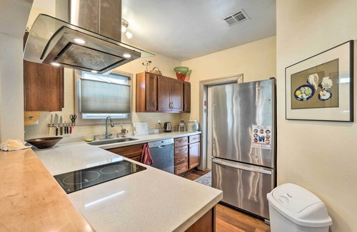 Garfield House | Annie’s Green Bungalow: 2 Mi to Downtown Phoenix!