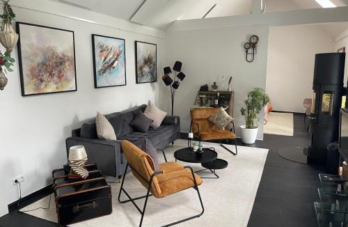 Dattenberg Apartment | Anno 1860