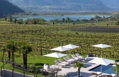 Caldaro Sulla Strada del Vino Bed & Breakfast | Ansitz Battisti Suites