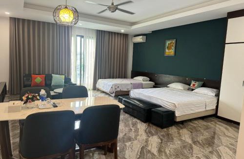 Ha Long Bed & Breakfast | Anson Condotel