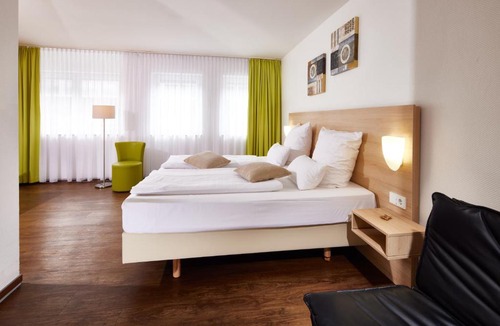 Maximin Hotel | ante porta DAS STADTHOTEL