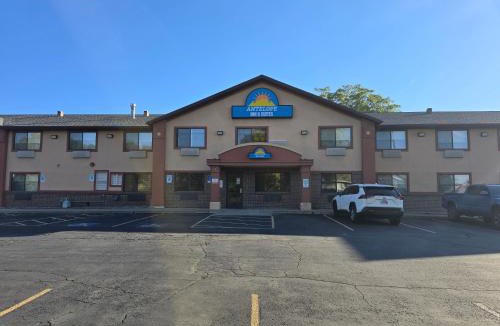 Clearfield Hotel | Antelope Inn & Suites