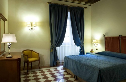 Trevi Hotel | Antica Dimora alla Rocca