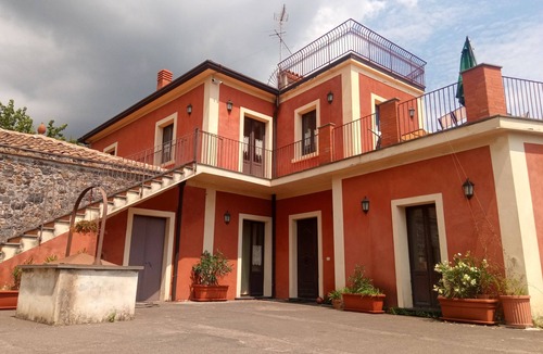 Milo Villa | Antica Dimora Benanti - Typical Sicilian Villa