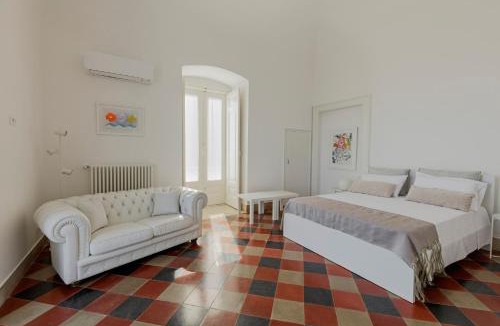 Molfetta Apartment | Antica Dimora sul Mare - Elegant Central Apartments - Molfetta