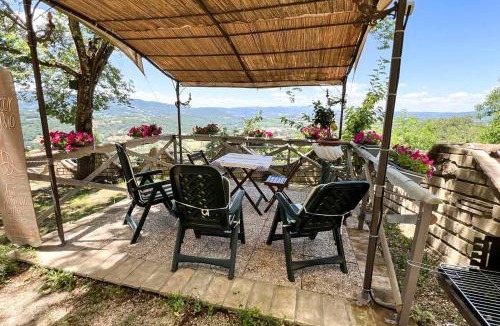 Stroncone House | Antico Leccio Green