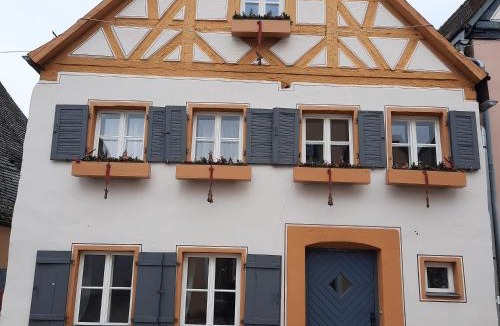 Hilpoltstein Apartment | Antikperle mit Komfort