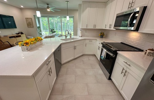 Naples Condo | Antilles Naples - Spacious Yard 3BR 2BA