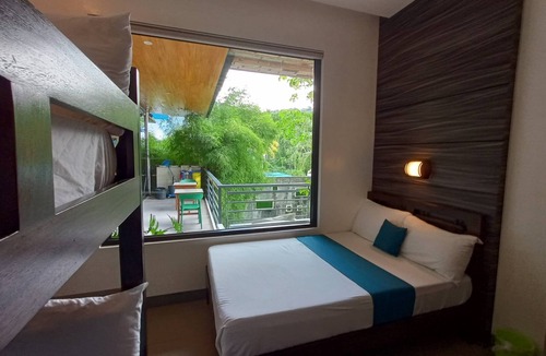 Pansol House | Anton's Loft Designer Resort Pansol