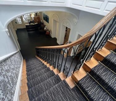 Amesbury Hotel | Antrobus Hotel