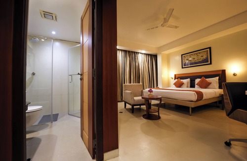 Vellore Hotel | Anukulas Residency