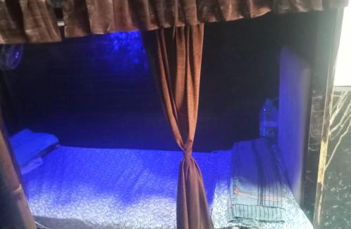 J B Nagar Hotel | Anvi Dormitory