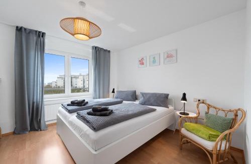 Waggershausen Apartment | ANYTIME - Ferienwohnung Rita in Friedrichshafen