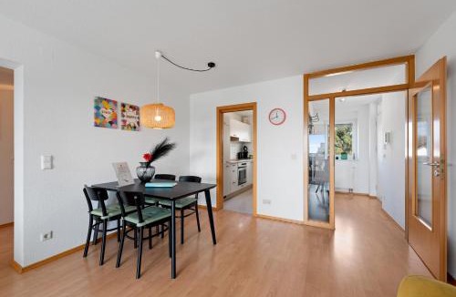Waggershausen Apartment | ANYTIME - Ferienwohnung Rita in Friedrichshafen