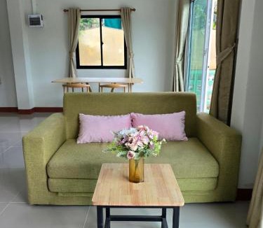 Ao Nang Cabin | Aonang Riverside Home