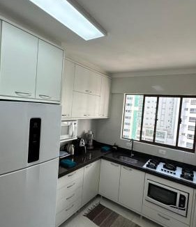 Barra Sul Apartment | AP 04 QUARTOS 02 BANHEIROS 01 VAGA a 200 METROS DO MAR